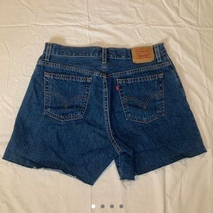 Dark Blue Levi’s Denim Shorts